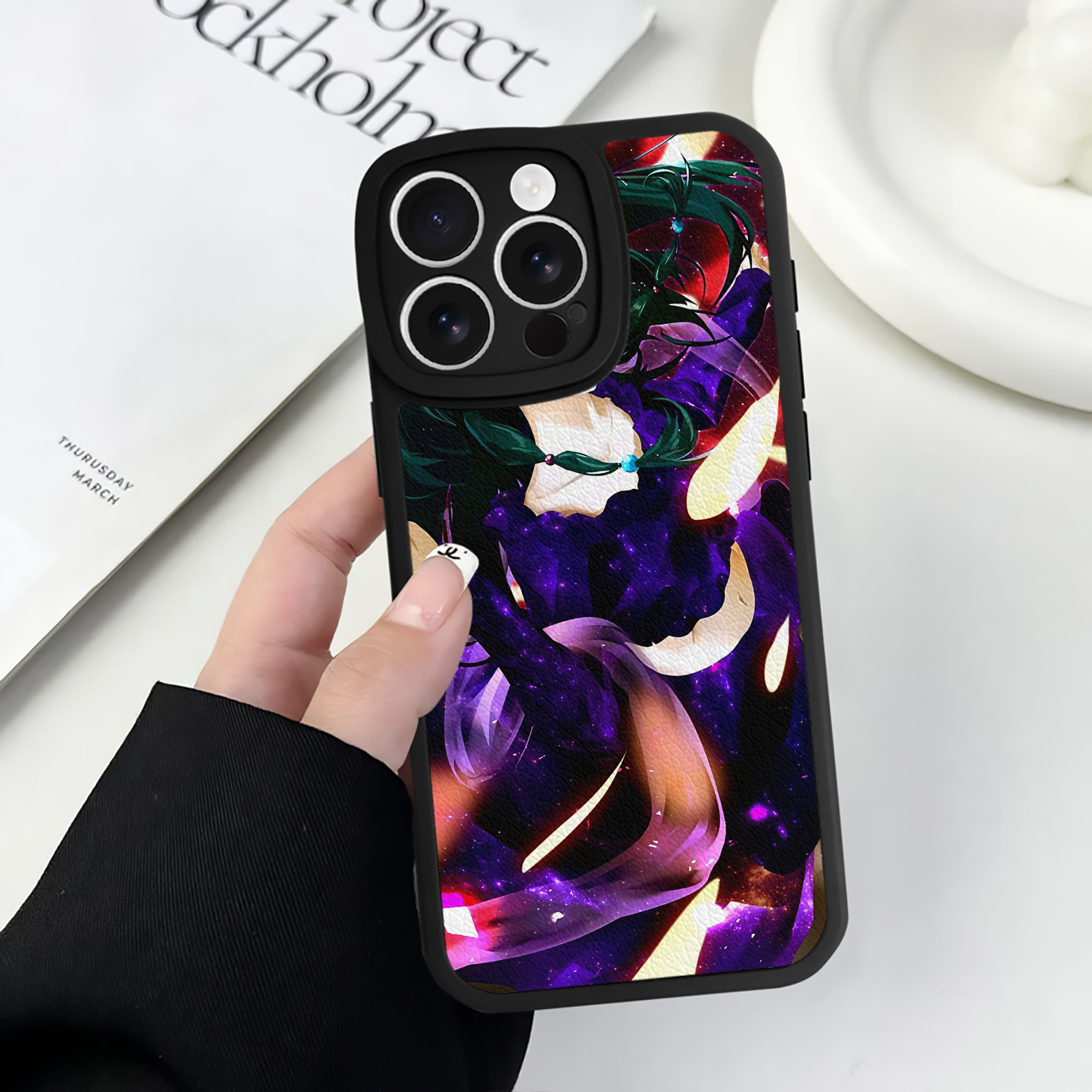 薬屋のひとりごと The Apothecary Diaries 【iPhone 16シリーズ対応】シリコンスマホケース（レザー調） 材質：シリコン